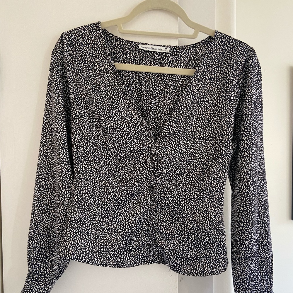Abercrombie and Fitch blouse top
